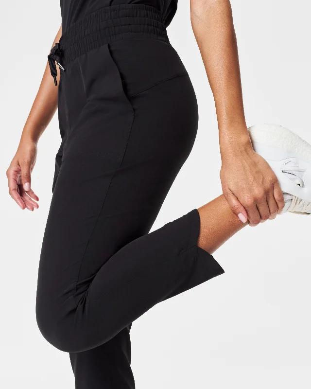 Seize Bargains SPANX® On the Move Tapered Pant