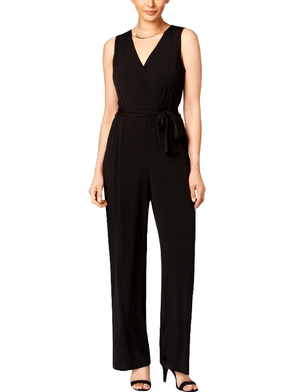 Seasonal Fashion Petites Womens Matte Jersey V-Neck Jumpsuit