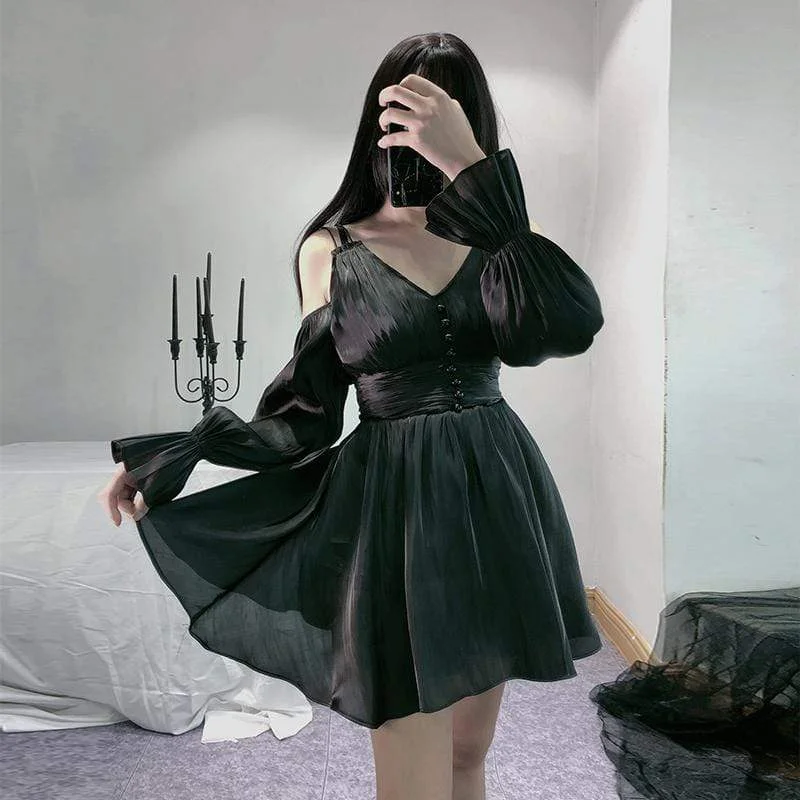 Chic Styles Women's Gothic V-neck Hollowed Chiffon Dresses