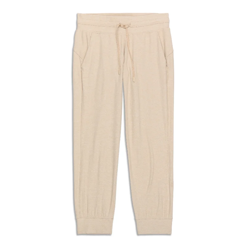 Trendy Threads Ready To High-Rise Cropped Jogger - Resale